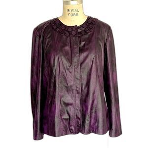 Chicos Faux Snakeskin Jacket in Plum. Soft and Light Weight. Size 3